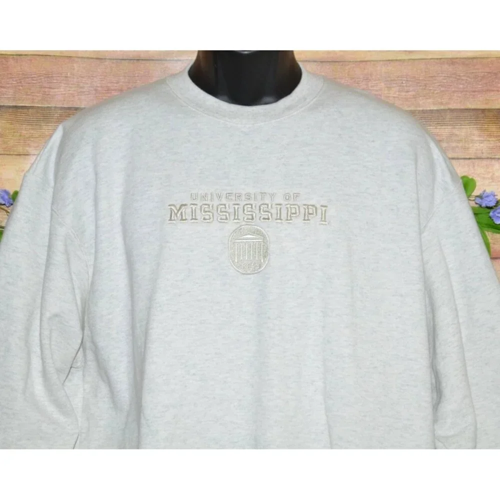 Champion Mens Unisex XL University Of Mississippi Sweatshirt Embroidered Logo - Picture 2 of 8